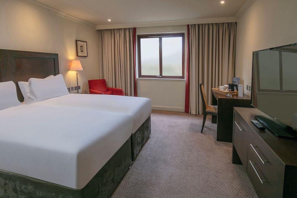 Glasgow Westerwood Spa & Golf Resort Classic Twin Room