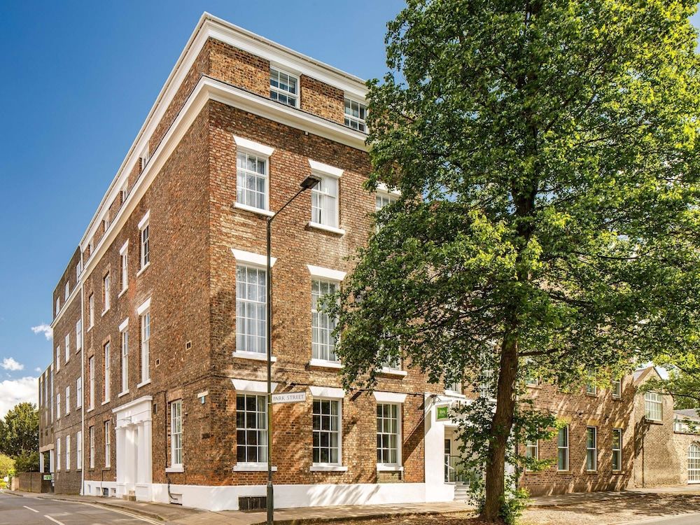 undefined ibis Styles York Centre 5