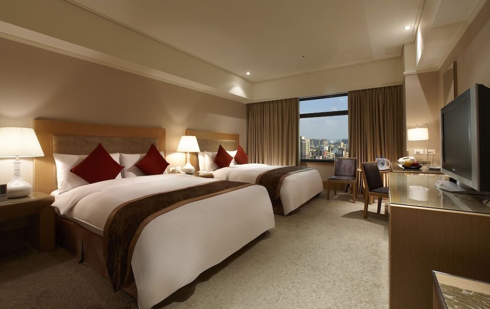 Hotel Kuva Chateau Economy Quadruple Room, 2 Double Beds