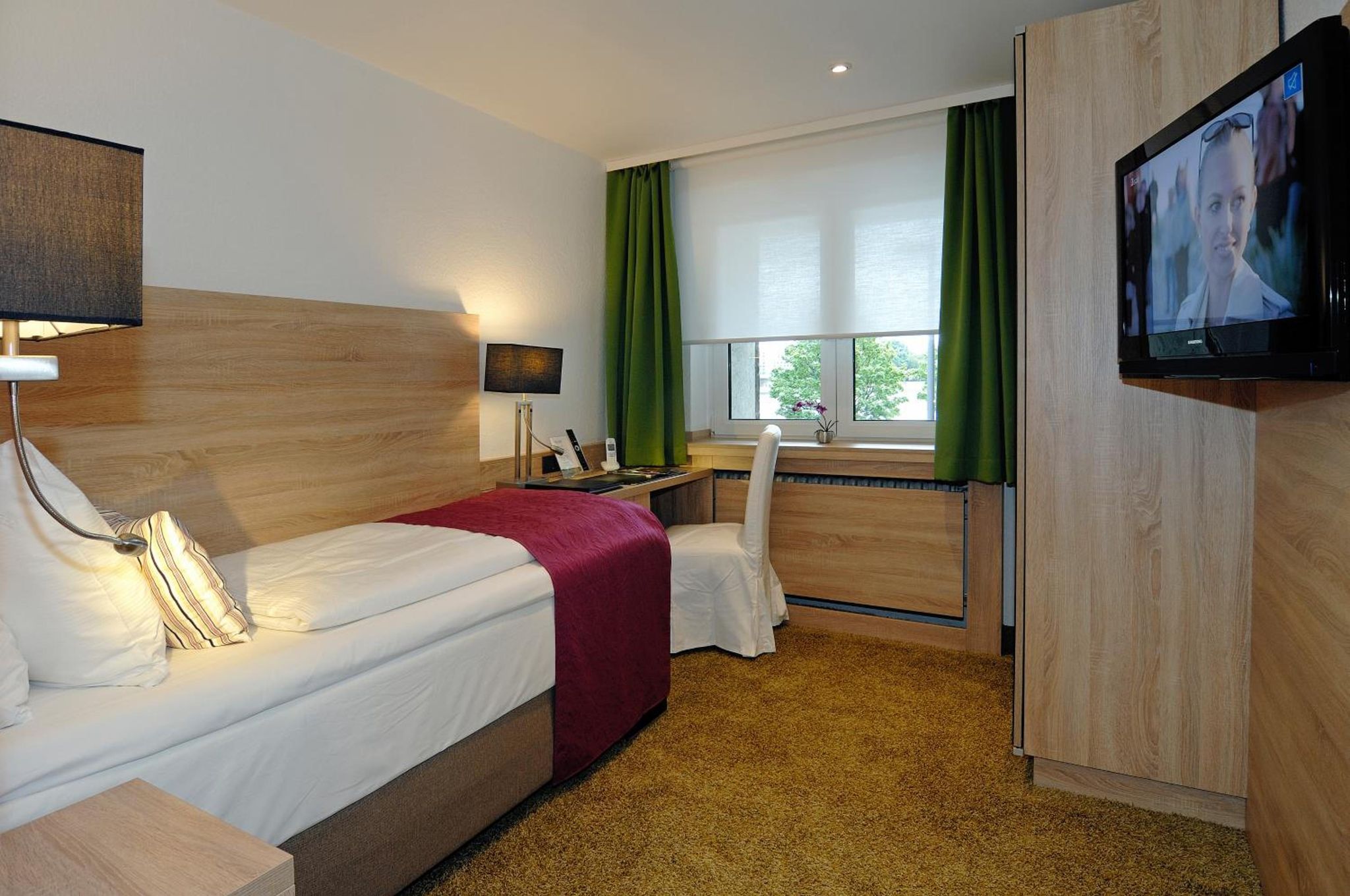 undefined Hotel Allegro 4