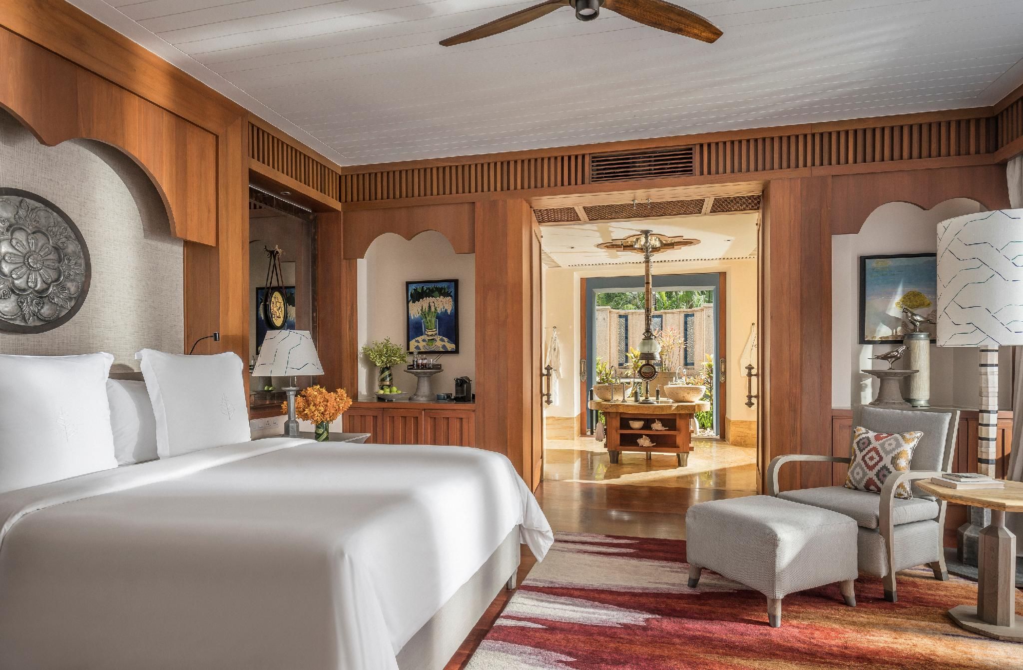 Partial Sea View Ground Floor king bed