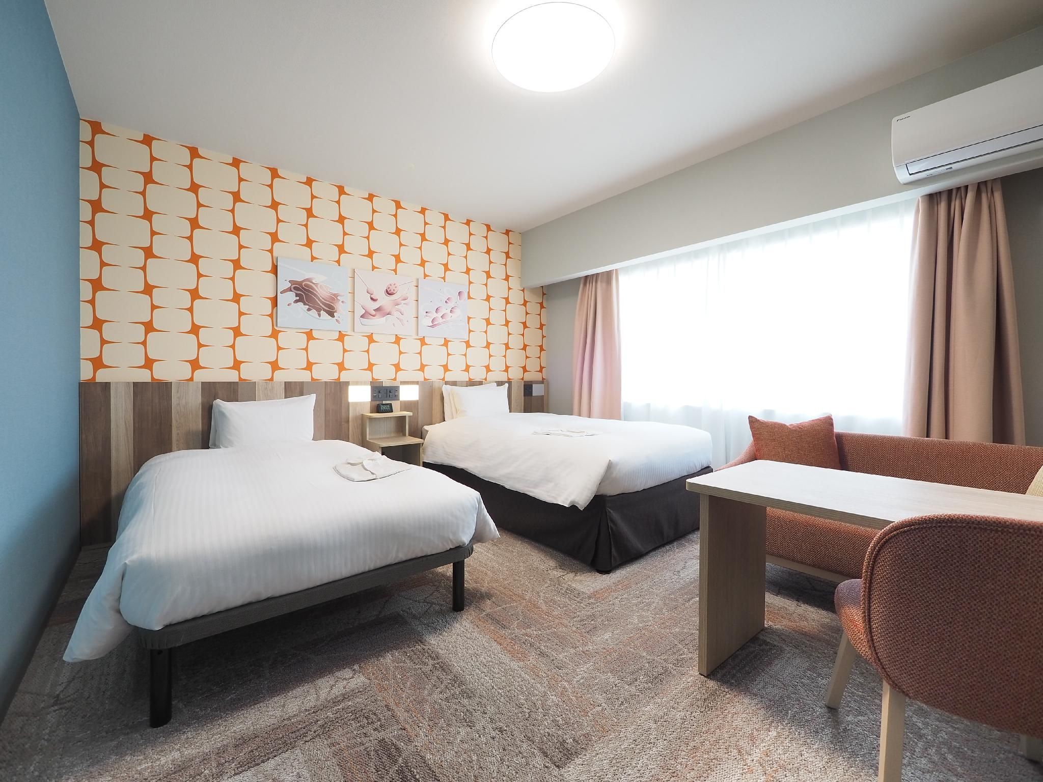 Deluxe Twin Room with Extra Bed - Non-Smoking