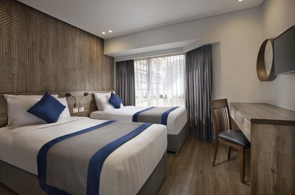 Pyramisa Suites Hotel Cairo Deluxe Twin Room 2