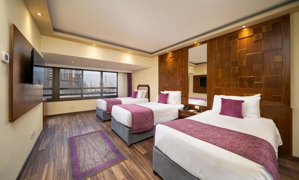 undefined Pyramisa Suites Hotel Cairo