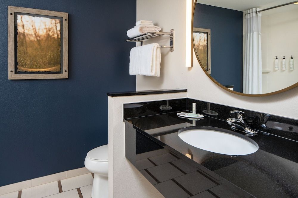 Suite, 1 Bedroom (Hearing Accessible)