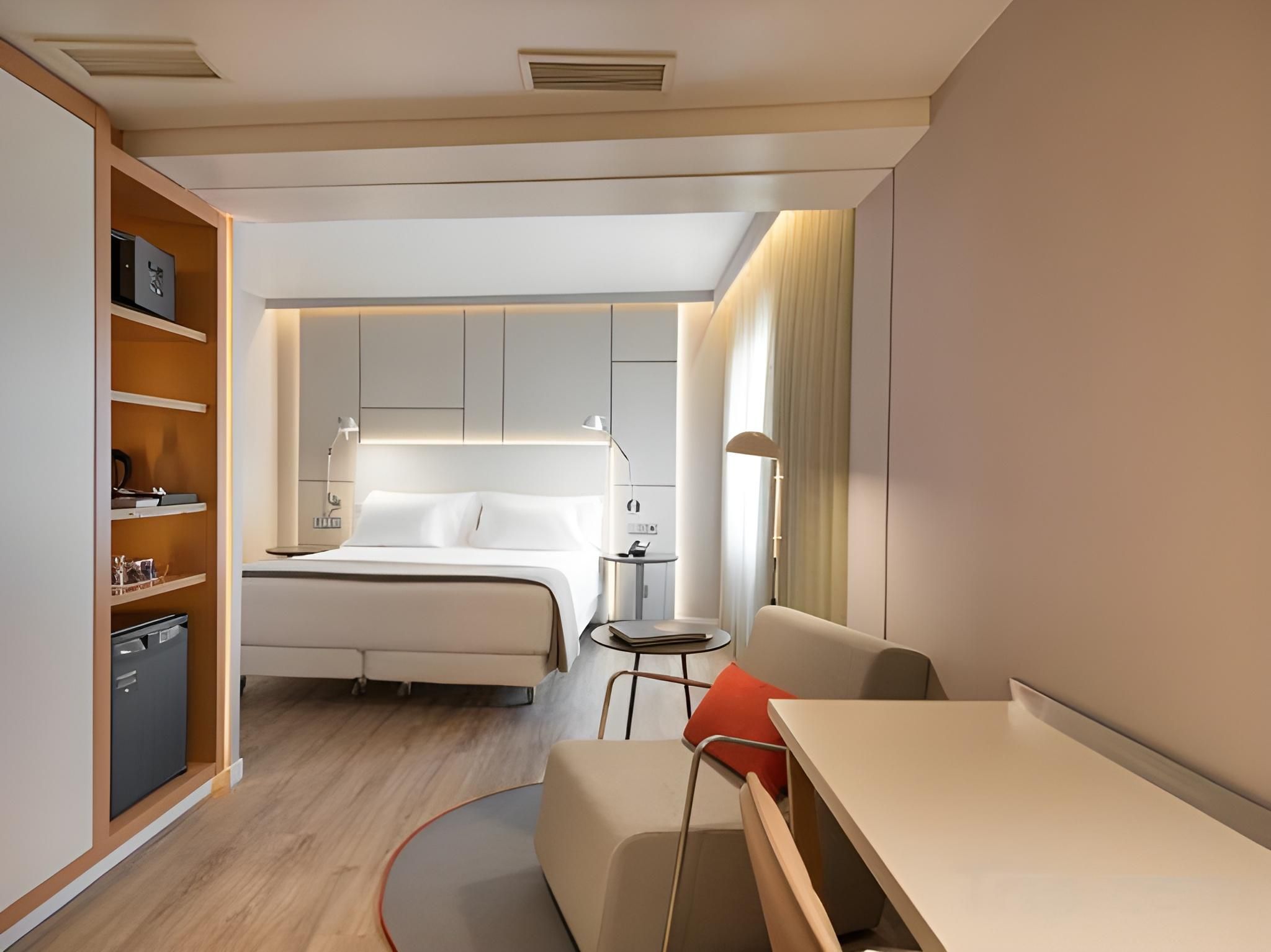 NH Collection Lisboa Liberdade Superior Room 7