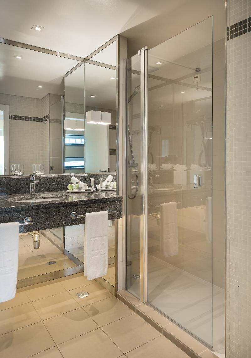 NH Collection Lisboa Liberdade Superior Room 9