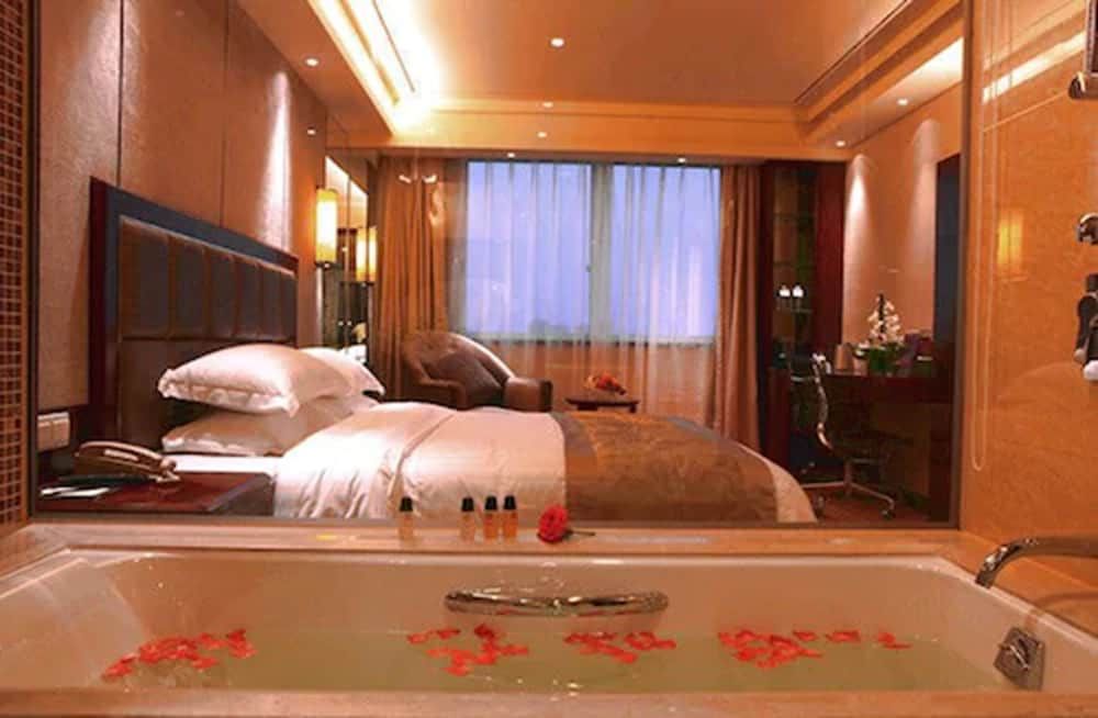 undefined New Century Zhejiang Xiaoshan Hotel 6