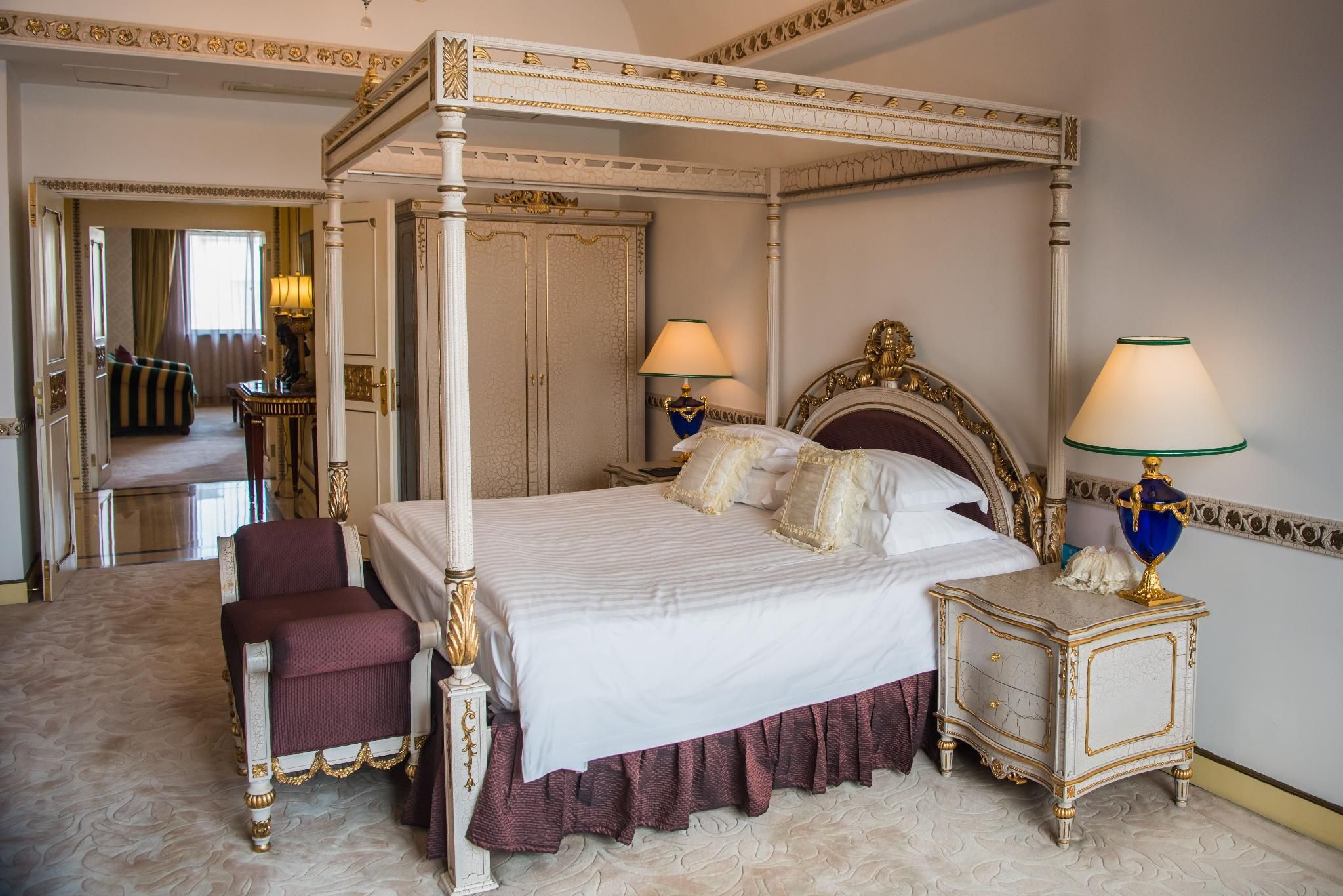 Presidential Suite