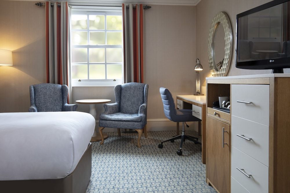 Oulton Hall Hotel, Spa & Golf Resort Classic Countryside Twin Room 3