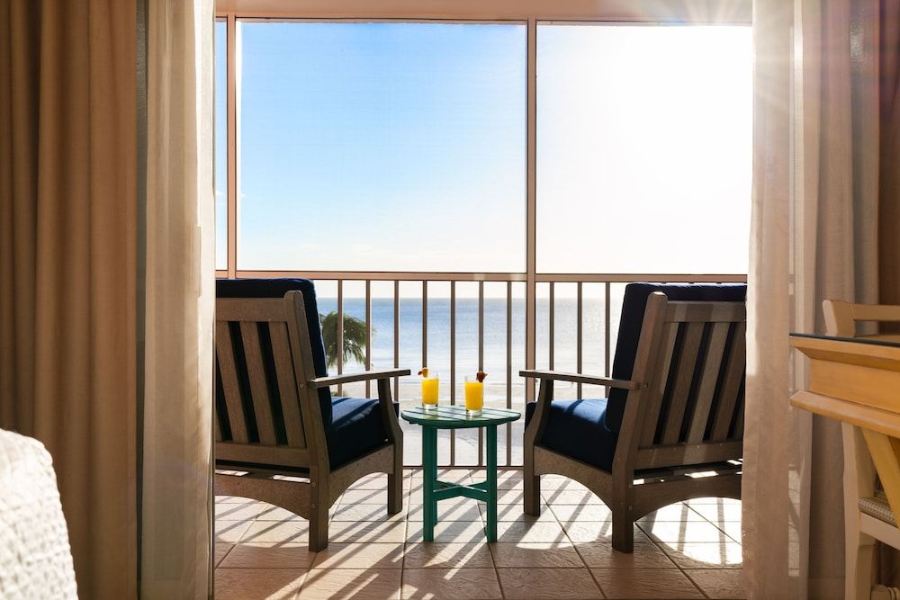 Pink Shell Beach Resort and Marina Deluxe Studio, 1 King Bed (Gulf Front) 2