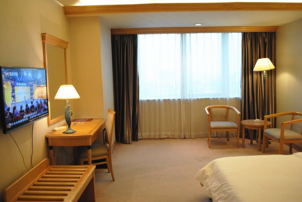 undefined Guangzhou New Century Hotel