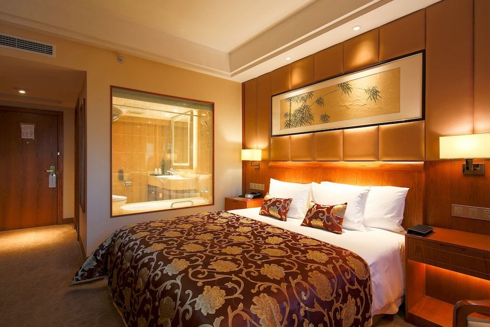 Mason Hotel Shanghai Business Double Room 2