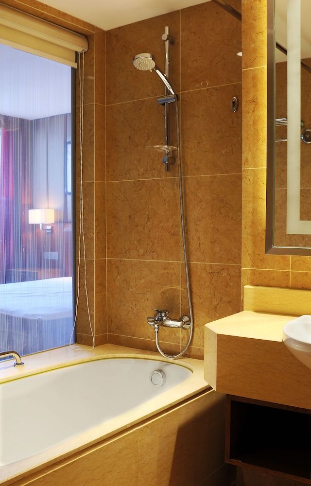 Mason Hotel Shanghai Business Double Room 6