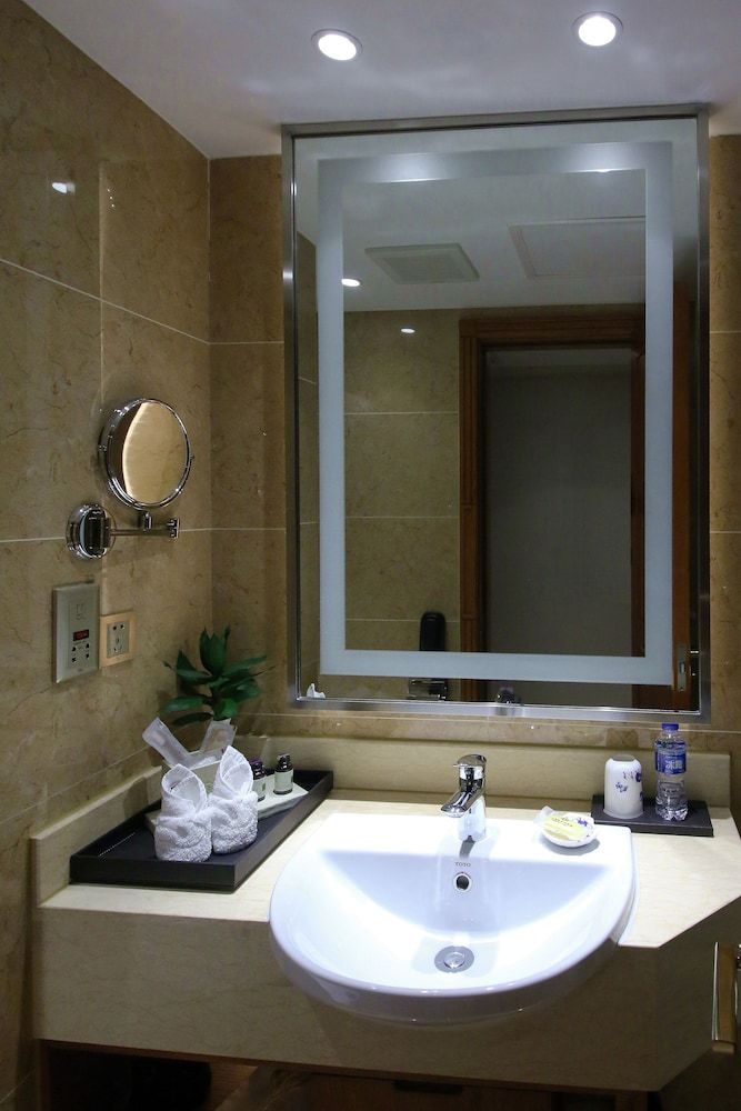 Mason Hotel Shanghai Single Room 5