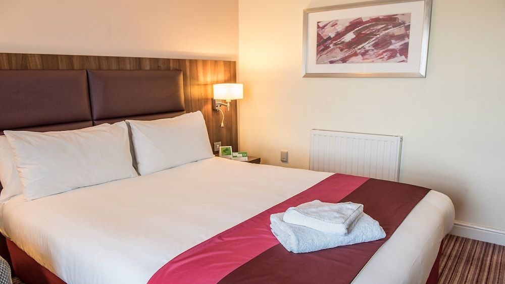 Standard Room, 1 King Bed