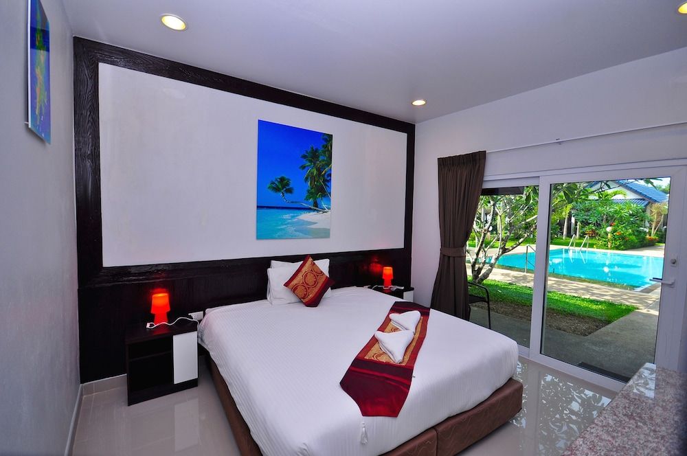 Phuket Airport Hotel Superior Double or Twin Room 2