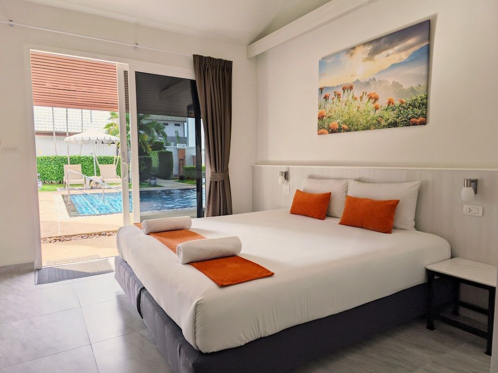 Phuket Airport Hotel Superior Double or Twin Room 10