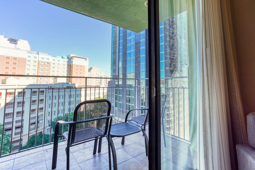 Suite, 1 King Bed with Sofa bed (2 Rooms, Jetted Tub, Terrace)