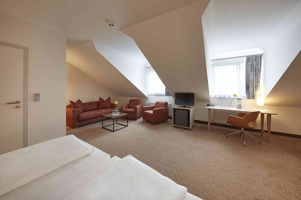 GHOTEL hotel & living Kiel Business Twin Room 8