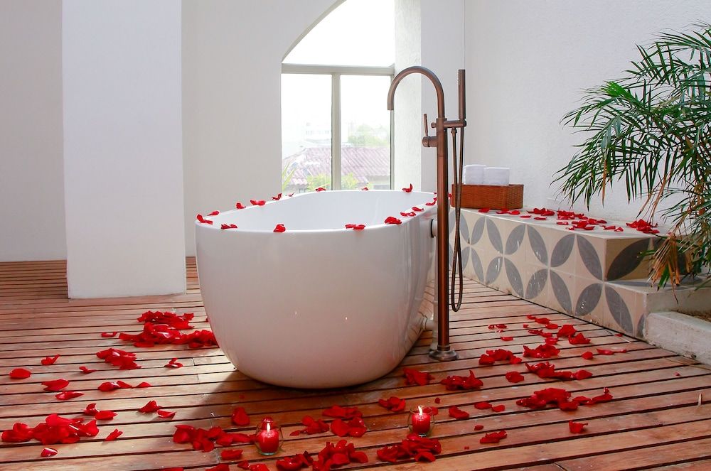 Country International Hotel Deluxe Suite 8