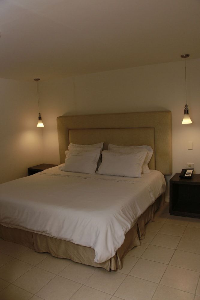 Country International Hotel Double Room 6