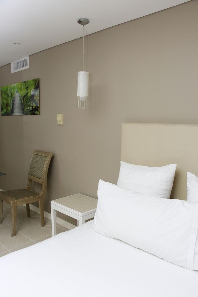 Country International Hotel Double Room 16