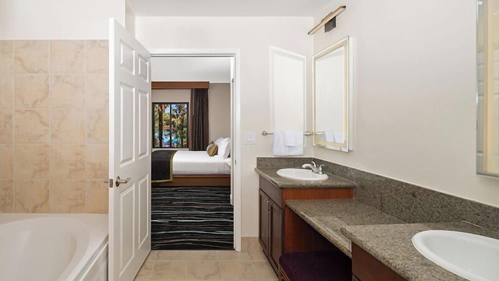 Tahiti Village Resort & Spa Junior Room, 1 Bedroom, Kitchenette 4