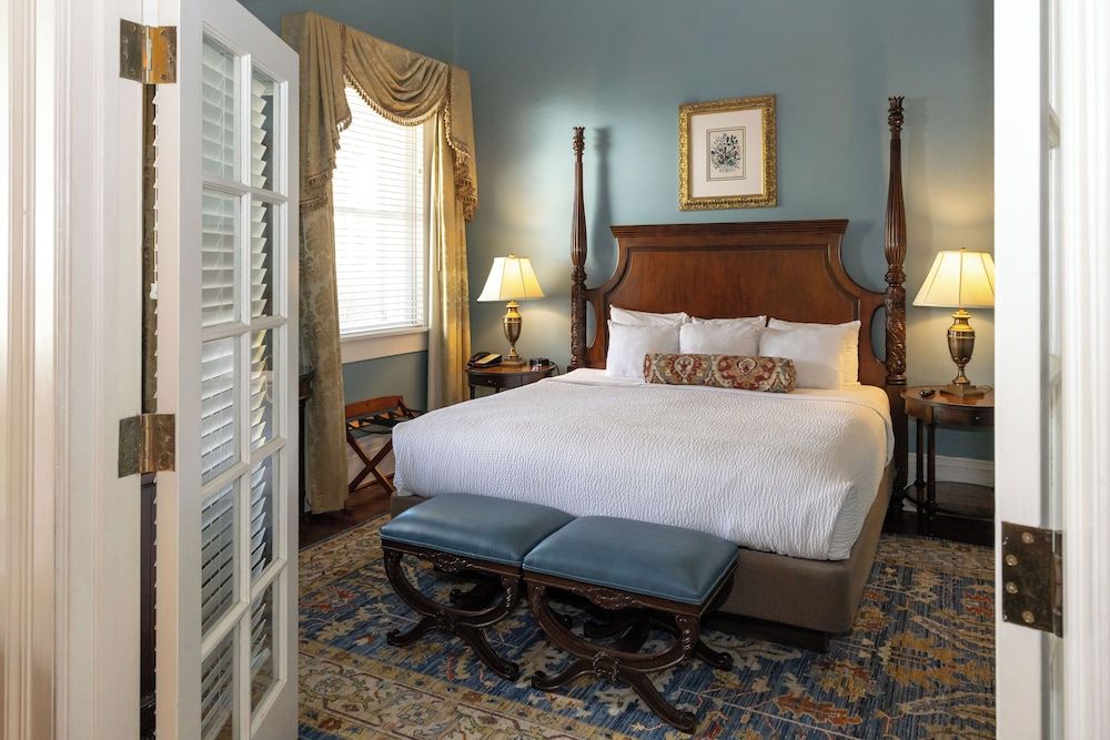 Suite (Mary Marshall)