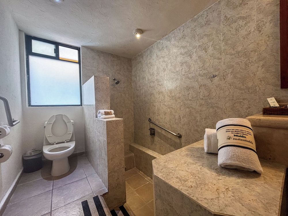 Hotel Misión Comanjilla Junior Suite, 2 Double Beds 6