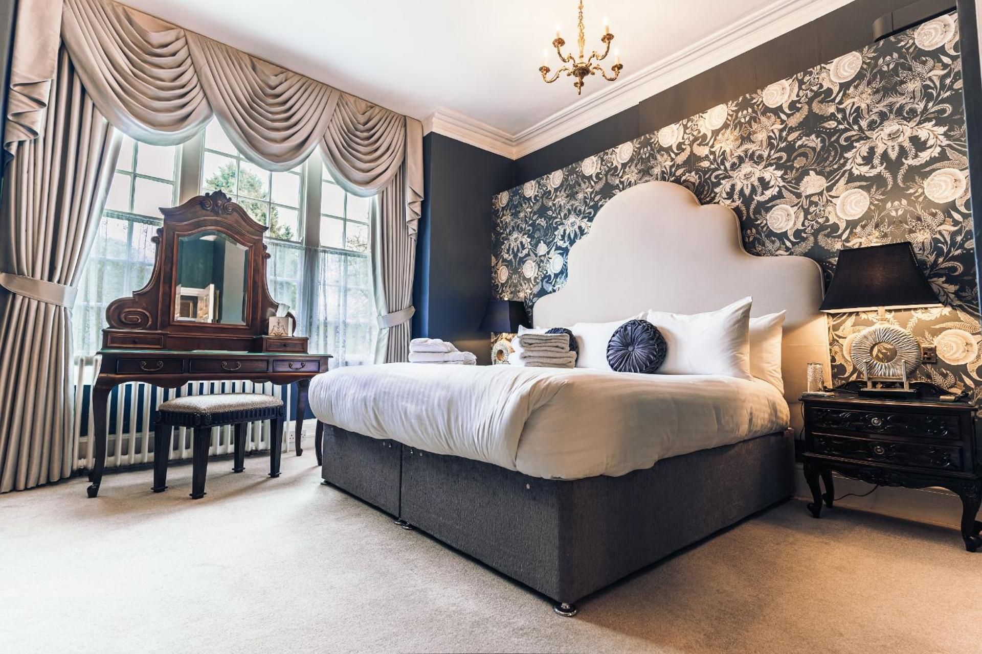 Deluxe Double or Twin Room with Garden View