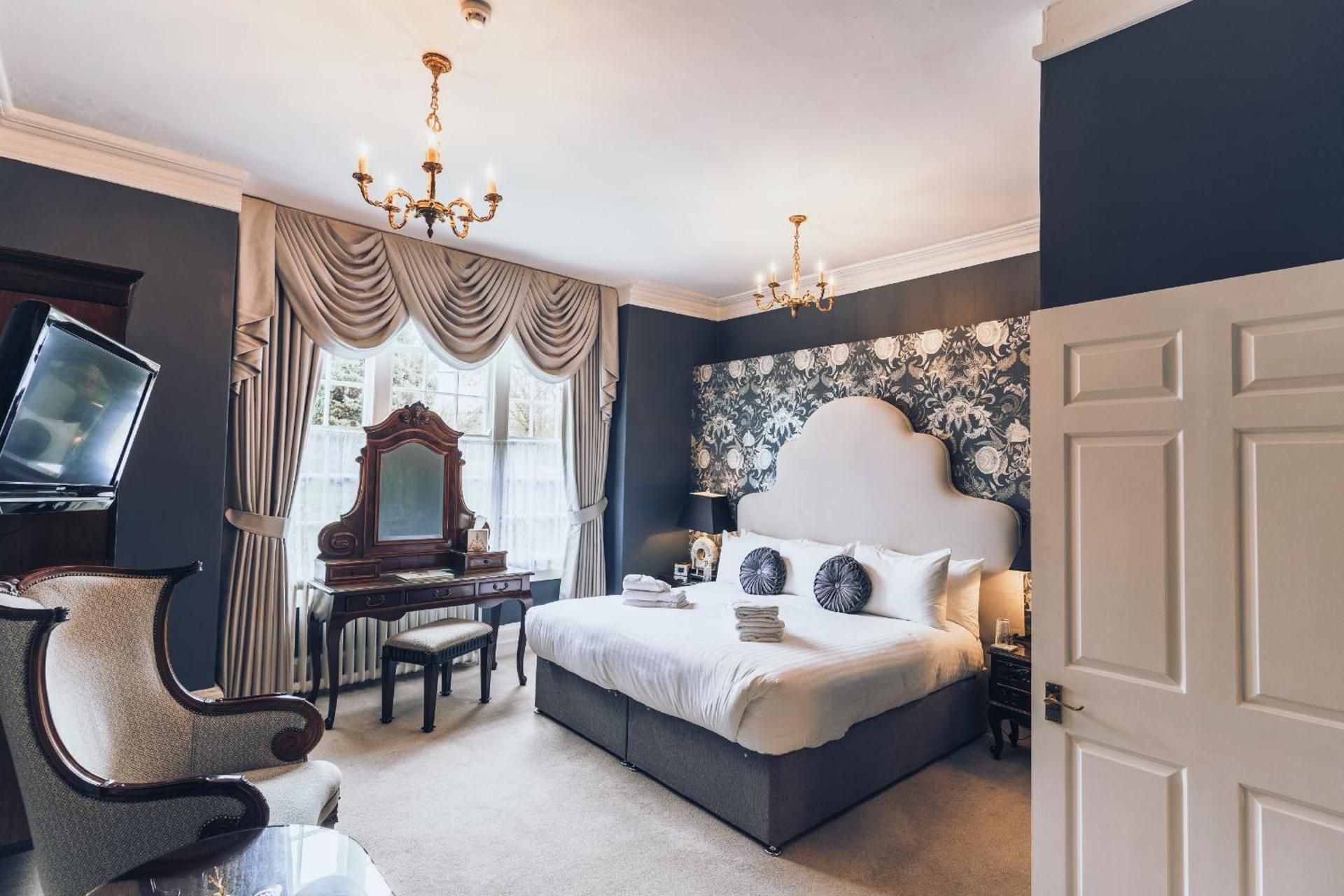 Deluxe Double or Twin Room with Garden View