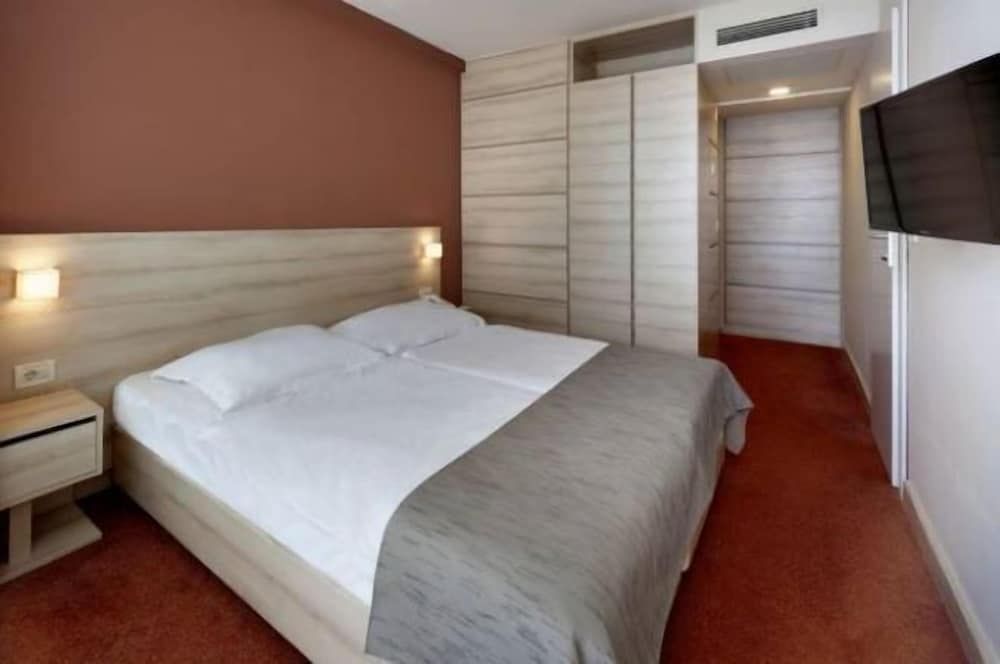 Suite With Balcony And Sea View