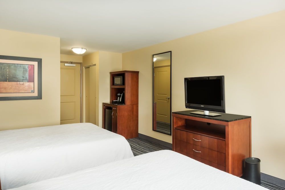 Room, 2 Queen Beds, Accessible (Hearing)