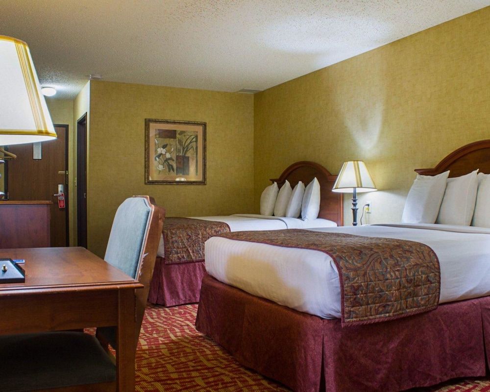 Standard Room, 2 Queen Beds, Non Smoking