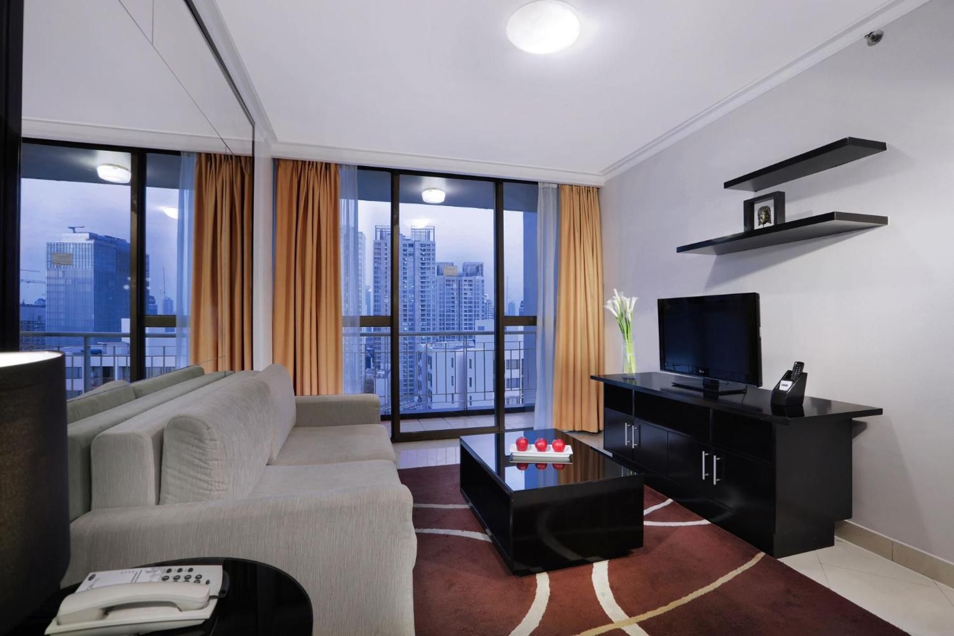 Grand Executive Double Queen Room