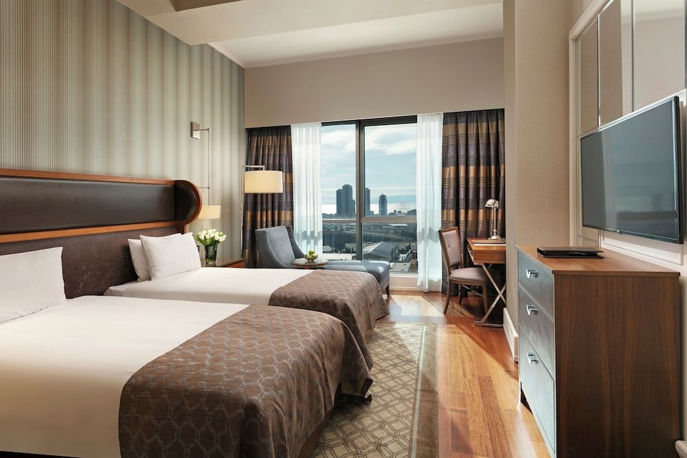 undefined Titanic Business Kartal 10