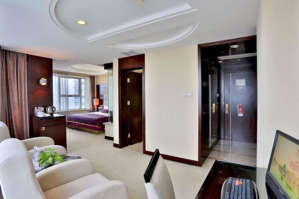 Elite Room