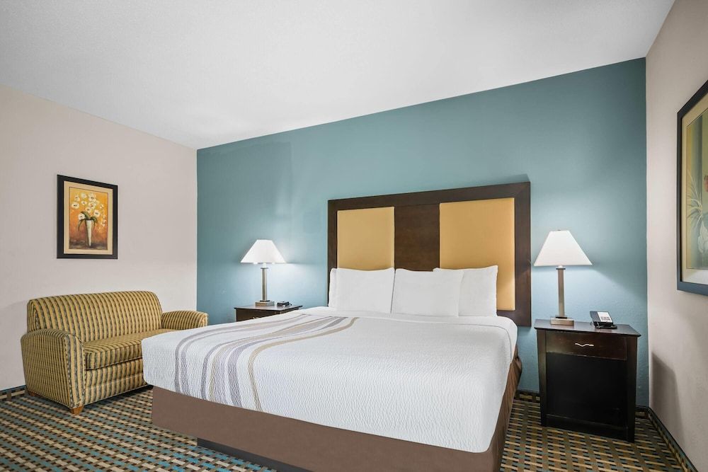 Room, 1 King Bed, Non Smoking