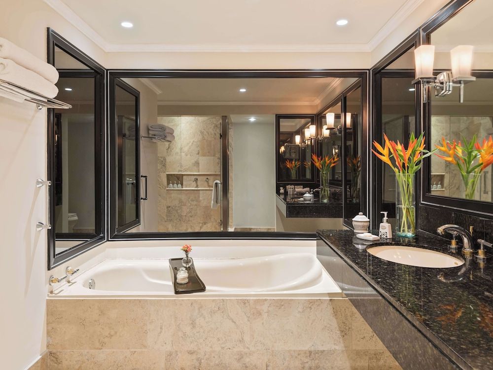 Deluxe Junior Suite