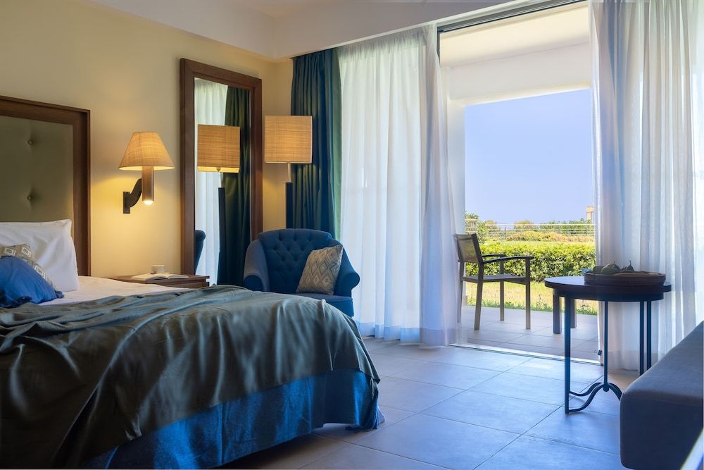 Deluxe Room, Garden View