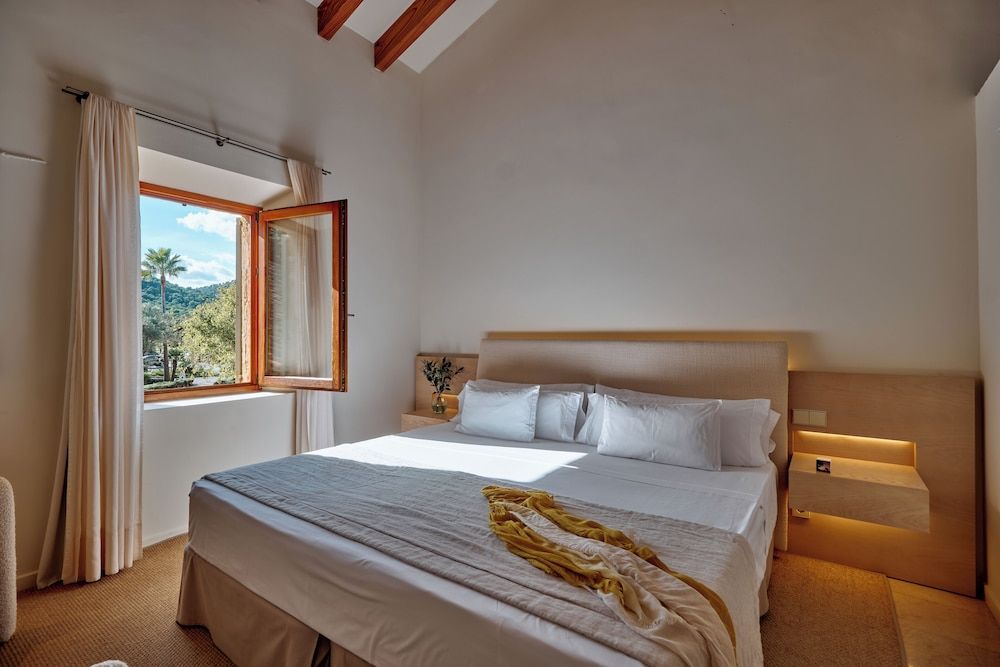 Double Room, Mountain View