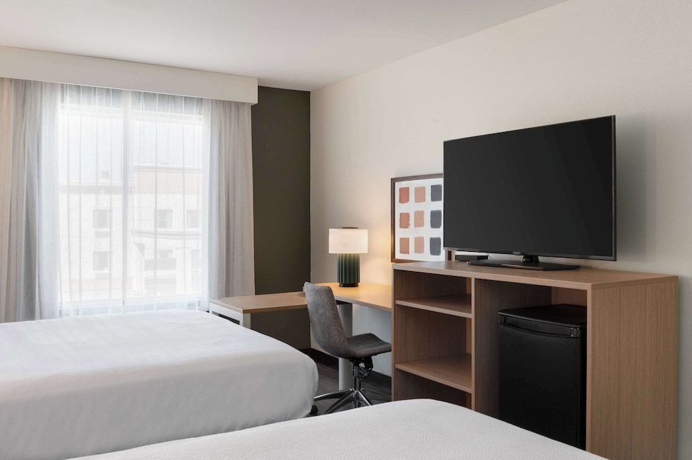 undefined Spark by Hilton Savannah South I-95 3