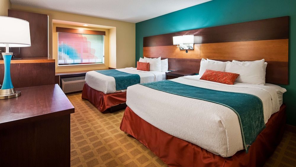 Best Western Plus Harrisburg Mechanicsburg Standard Room, 2 Queen Beds, Non Smoking, Refrigerator & Microwave 2