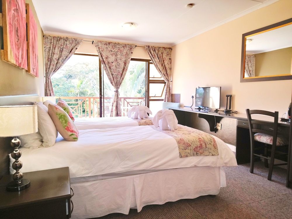 King Room, Interleading