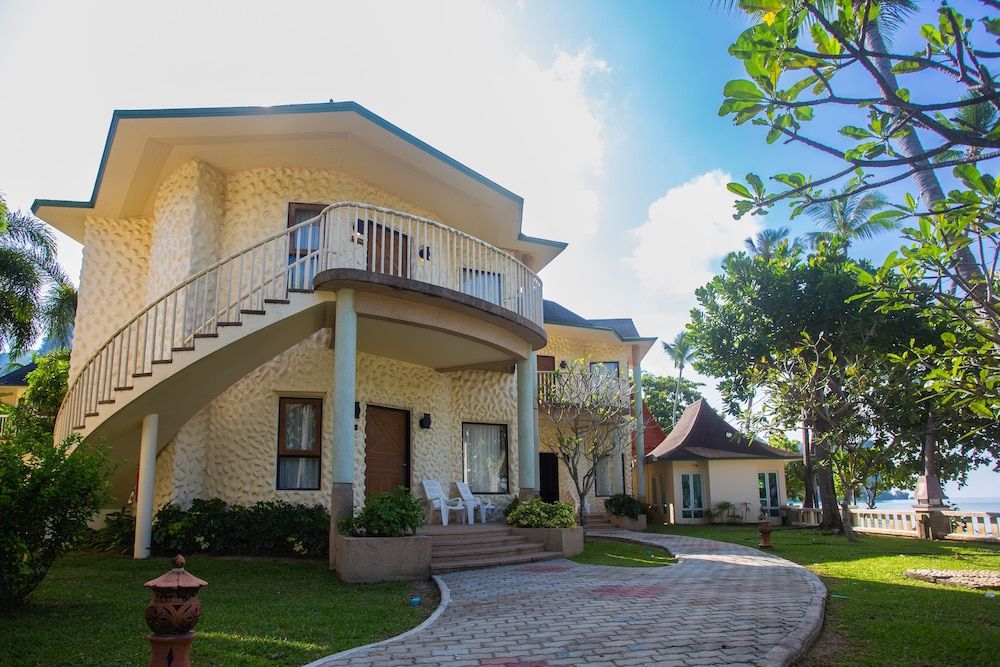 undefined Golden Beach Resort 2