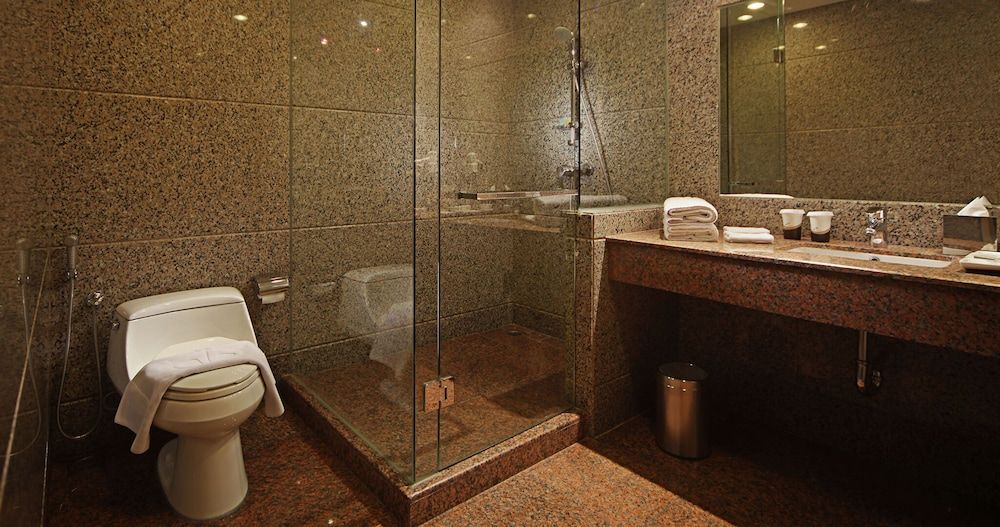 undefined FM7 Resort Hotel Jakarta 8