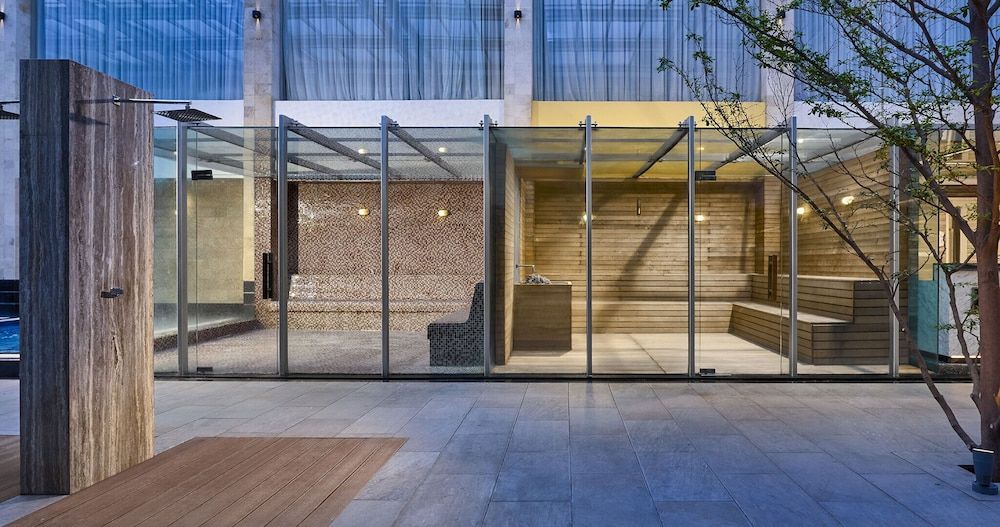 undefined FM7 Resort Hotel Jakarta 3