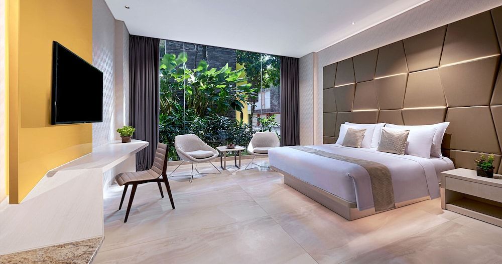 FM7 Resort Hotel Jakarta Deluxe Plus