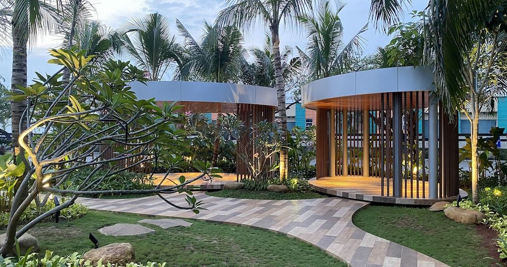 undefined FM7 Resort Hotel Jakarta 2